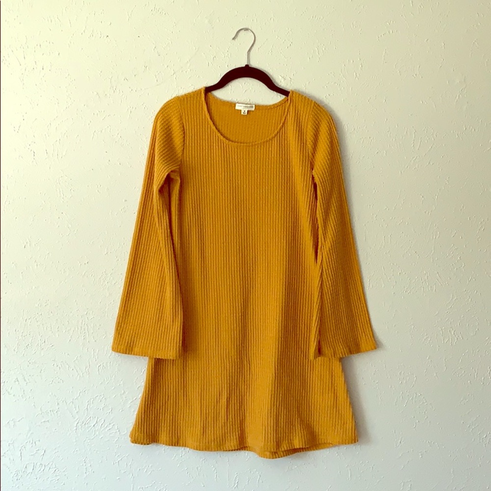 Earthbound Millicent Bell Sleeve Dress